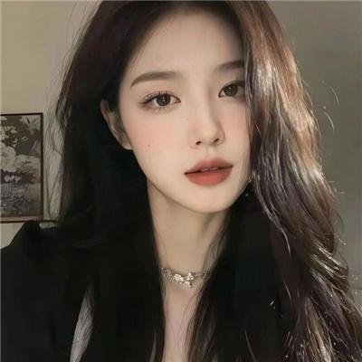 9顶假发的女孩海报